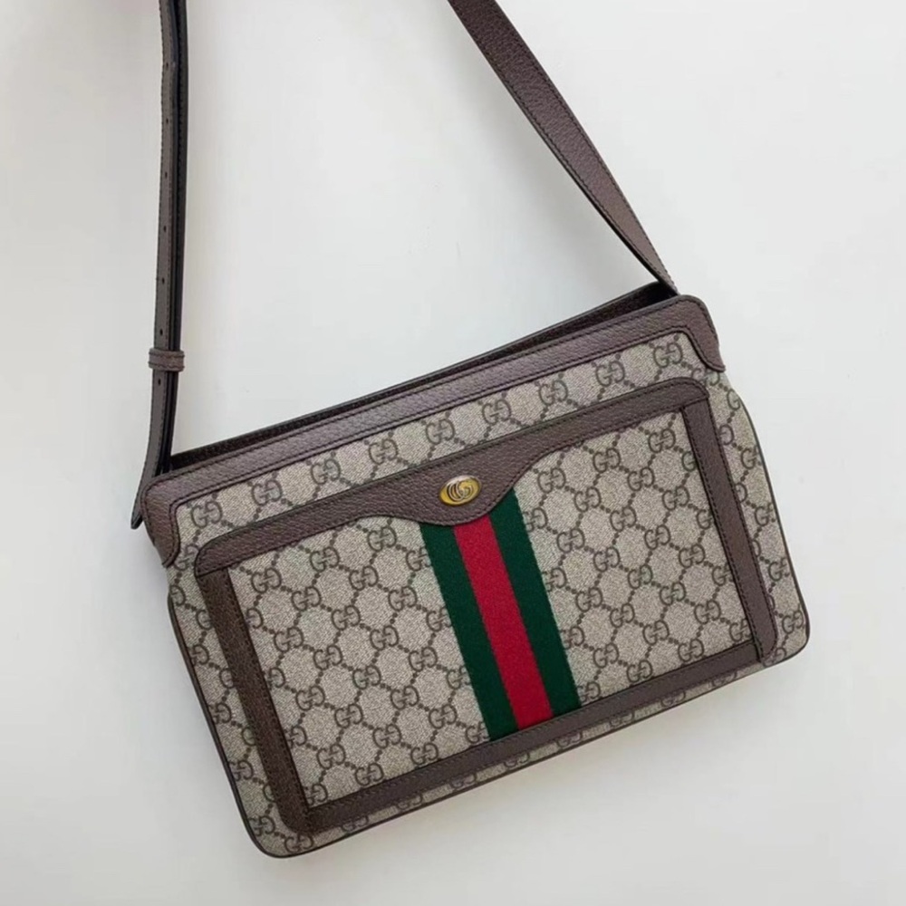 Gucci cross body 10 x 12 x 3